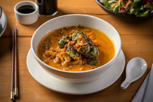 image of Singapore Nonya Style Spicy Chicken Curry