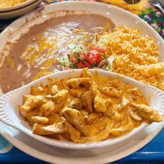 image of Pollo A La Crema