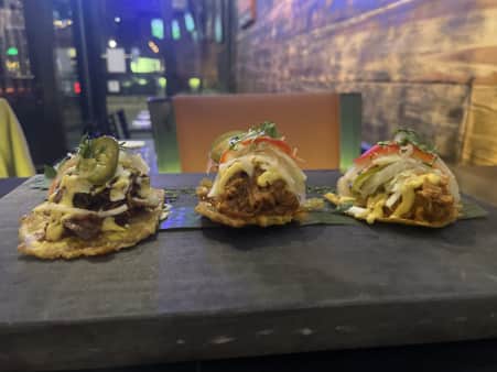image of Tostones con Carne