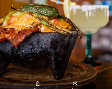 image of El Molcajete