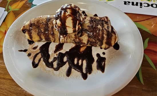 image of Chango relleno de platano y con nieve