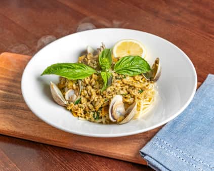 image of Little Neck Clams Over Linguini