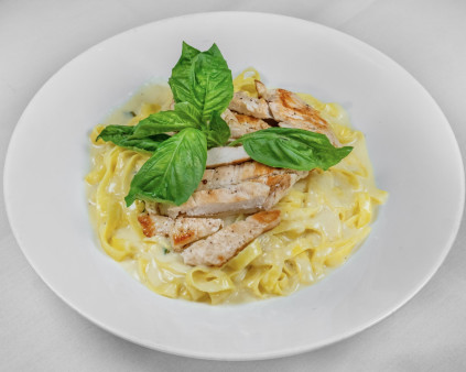 image of Chicken Fettuccini Alfredo