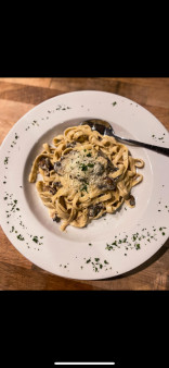 image of Fettucine Ai Funghi