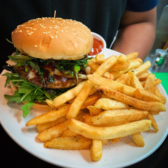 image of Sunset Strip Burger
