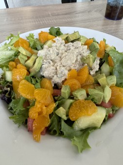 image of Chicken Salad Spring Mix