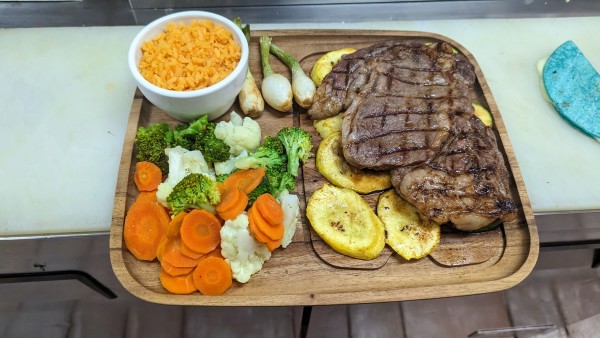 image of New Steak con Vegetales