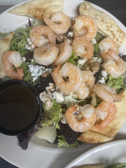 image of Black and Blue Salad with Sauteed Shrimp