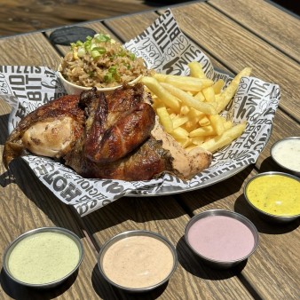 image of (1/2) Chicken (White/Dark) & 2 Sides + 3 Sauces