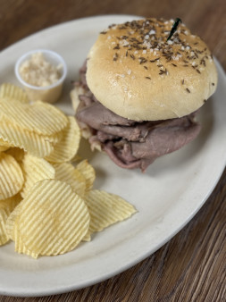 image of Beef on Weck