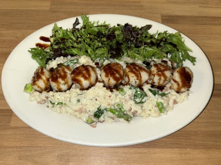 image of Pan Seared Scallops / Entree