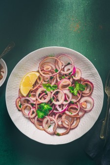 image of Onion Lemon Salad
