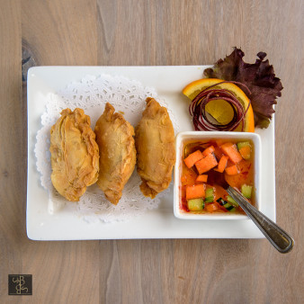 image of Veggie Curry Puffs