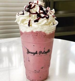 image of Blackberry & Cream 24oz