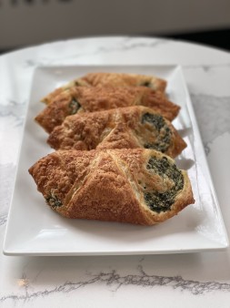 image of Spinach & Ricotta Croissant