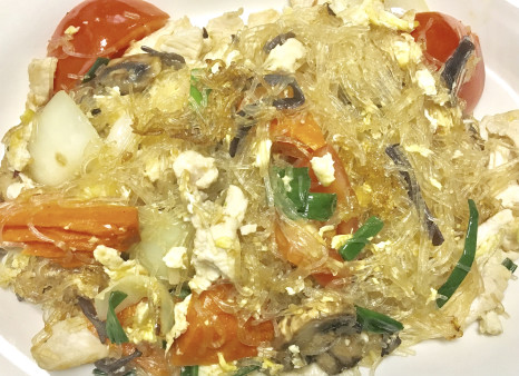 image of 27. Pad Woon Sen