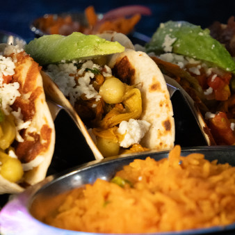 image of Tacos De Flor De Calavaza
