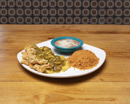 image of plato chicharon con huevo
