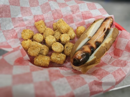 image of BASKET COMBO - Hot Dog & Side