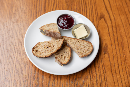 image of 16 Bricks 11 Grain Toast