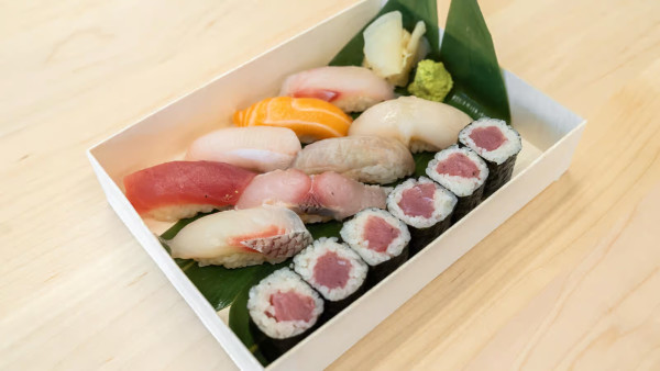 image of Tokyo Set- 8pcs and 1 Maki