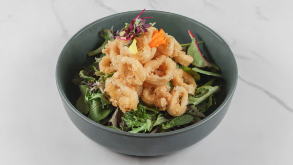 image of Crispy Calamari Salad