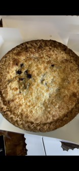 image of BLUEBERRY CRUMB PIE