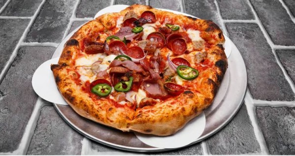 image of Ordinary Average Guy Pizza