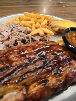 image of Baby Back & Pulled Pork Combo