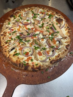 image of Chicken & Garlic Combo Pizza