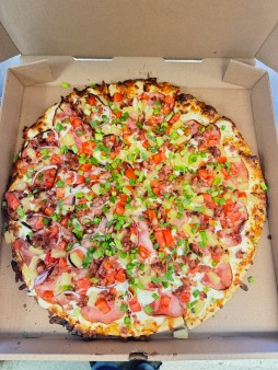 image of Maui Wowie Pizza
