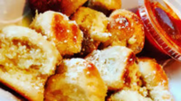image of Garlic Knots (6) pcs