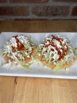 image of Tostadas de Tinga 