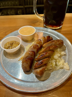 image of Beer Brat Plate
