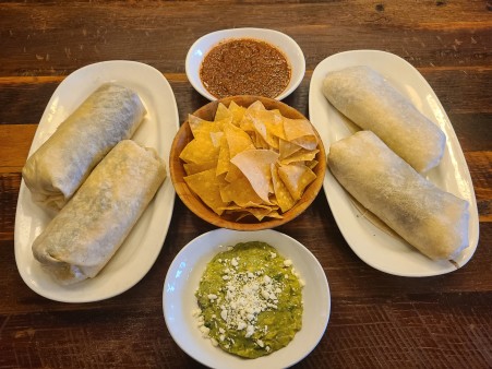 image of 4 Classic Burritos