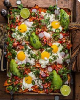 image of Large-Tray Chilaquiles 