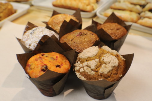 image of 6 Assorted Muffins - 