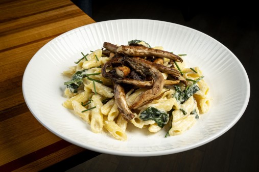 image of Alfredo Pasta with mushrooms