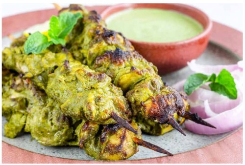 image of Hariyali Chicken Tikka Kebab (Green )