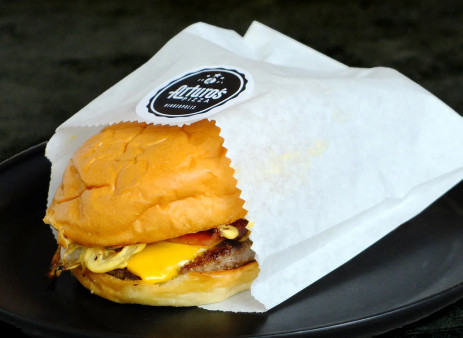 image of Cheeseburger