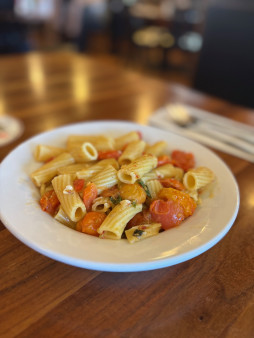 image of Lunch Rigatoni alla Sorrento