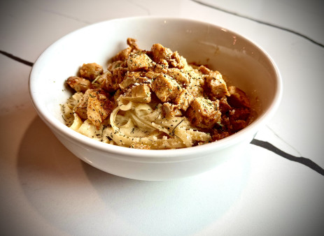 image of CHICKEN FETTUCCINE ALFREDO 
