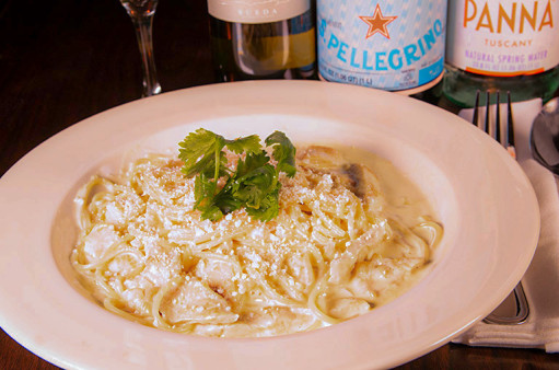 image of Spaghetti Alfredo With Shrimp