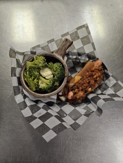 image of BASKET COMBO - Texas Hot Dog & Side
