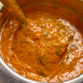 image of Roasted Red Peppers and Gouda Bisque