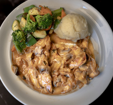 image of Chicken Marsala