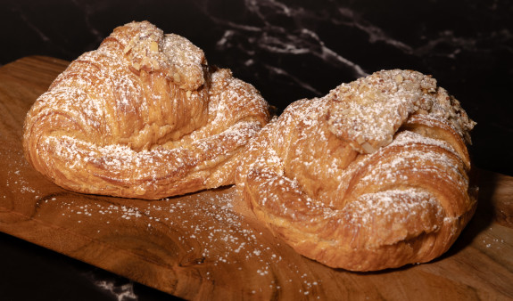image of Almond Croissant 