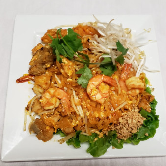 image of PF05. Pad Thai Shrimp 