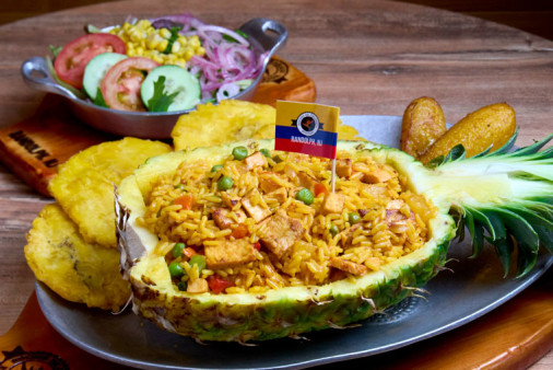 image of Arroz con Pina & Pollo