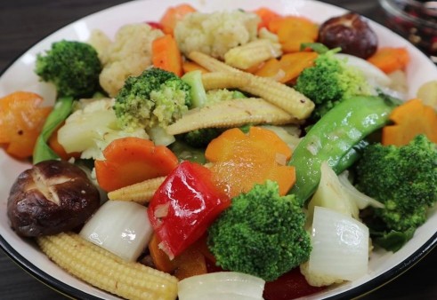 image of V08. Pan Fried Mixed Vegetables 